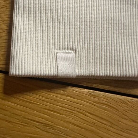 Lululemon ebb to train bra 8 - Picture 7 of 7